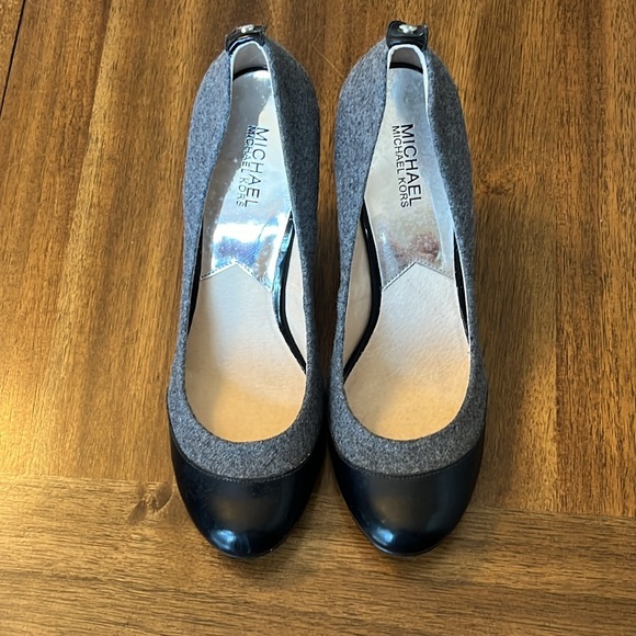 Michael Kors Pressely Cap Toe Gray Flannel Heels Women’s Size 10 M With Box - Picture 2 of 13